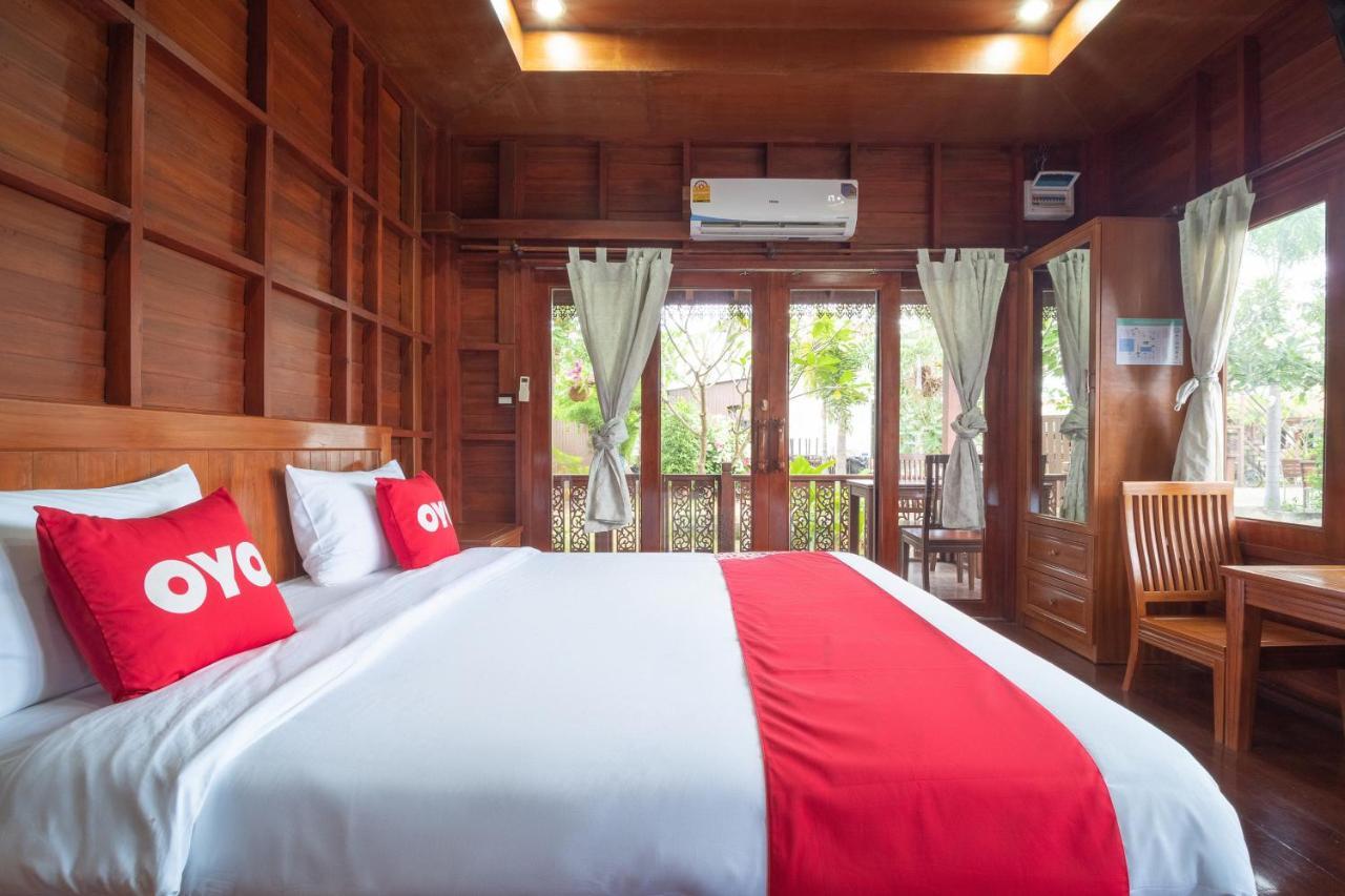 Oyo 837 Baan Kiang Nam Resort Банг-Ламунг Экстерьер фото